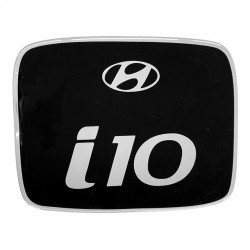 HYUNDAI i10 5D 2008-2015 ΑΥΤΟΚΟΛΛΗΤΟ ΤΑΠΑΣ ΡΕΖΕΡΒΟΥΑΡ 17,7 Χ 13,3 cm ΜΑΥΡΟ/ΧΡΩΜΙΟ ΜΕ ΕΠΙΚΑΛΥΨΗ ΕΠΟΞΕ