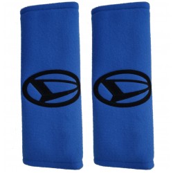 DAIHATSU ΜΑΞΙΛΑΡΑΚΙΑ ΓΙΑ ΖΩΝΗ ΑΣΦΑΛΕΙΑΣ 21 X 7,5 cm ΣΕ ΜΠΛΕ ΧΡΩΜΑ ΜΕ ΜΑΥΡΟ LOGO - 2 ΤΕΜ.