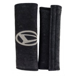 DAIHATSU ΜΑΞΙΛΑΡΑΚΙΑ ΓΙΑ ΖΩΝΗ ΑΣΦΑΛΕΙΑΣ 21 X 7,5 cm ΣΕ ΜΑΥΡΟ ΧΡΩΜΑ ΜΕ ΓΚΡΙ LOGO - 2 ΤΕΜ.